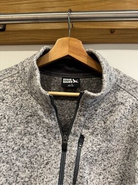 Eddie Bauer Men's Gray Quarter-Zip